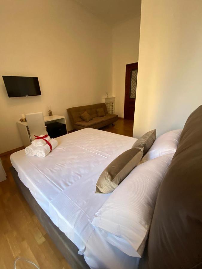Residenza San Gennaro Hotel Naples Exterior photo